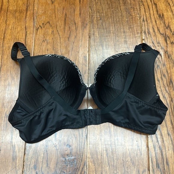 Cacique women’s lace boost plunge bra - Picture 7 of 8